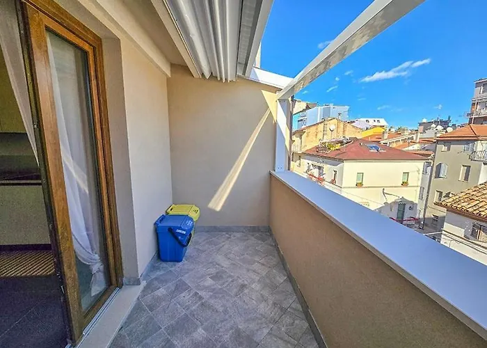 Centralissimo Trilocale Afrodite Inclusa